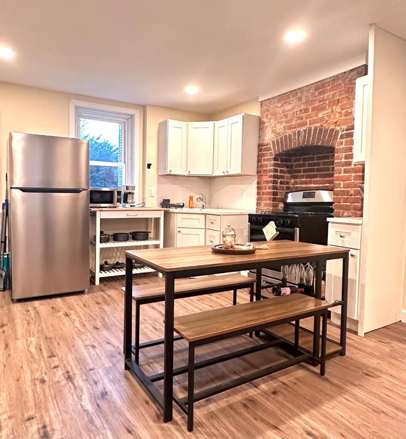 Apartment Classical Isbills Row House Close To Nyc