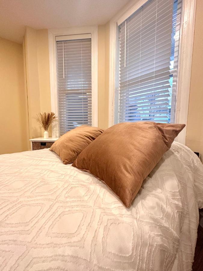 Classical Isbills Row House Close To Nyc * Bayonne